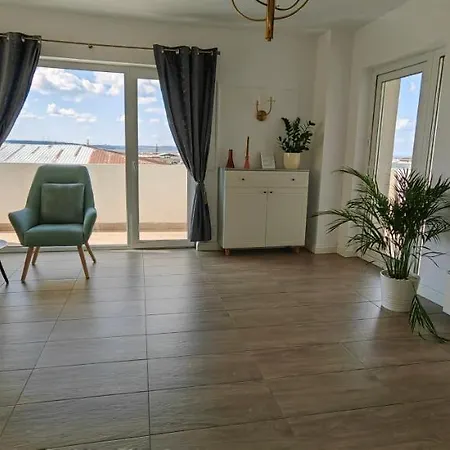 Luxury Private Parking Self Check-in51 * Craiova