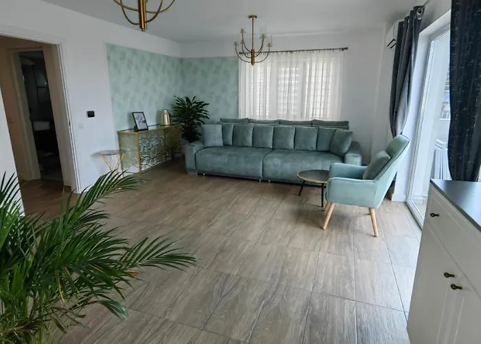 Luxury Private Parking Self Check-in51 * Craiova