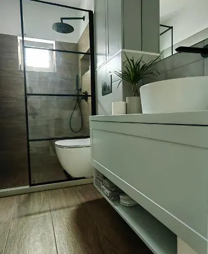 Luxury Private Parking Self Check-in51 *